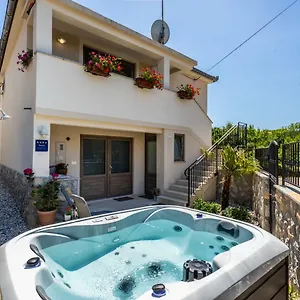 Relax Village Mare , Krk Town Croazia
